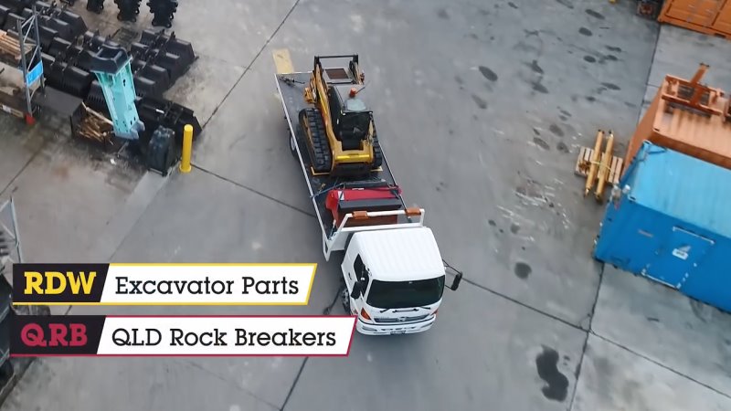 запасные части для экскаватора