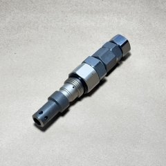 4654860 Клапан гидравлический Hitachi