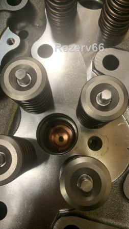 22250859 Головка блока цилиндров в сборе D13A D13C