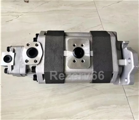 705-95-07101 Гидронасос Komatsu HD465-7 HD605-7