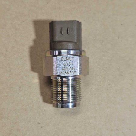 ND499000-6131 Датчик давления топлива в рампе (4990006131)