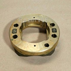 708-2L-04061 Суппорт гидронасоса KOMATSU HPV95 708-2L-04061 Суппорт гидронасоса KOMATSU HPV95