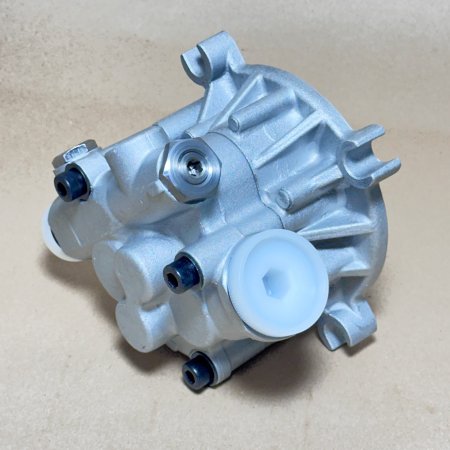 VOE14536672 Насос пилотный шестеренчатый Volvo
