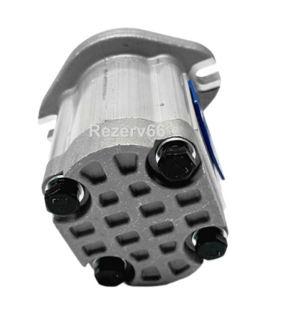 9218005 Насос линии управления Hitachi