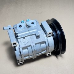 4721999 Компрессор кондиционера Hitachi