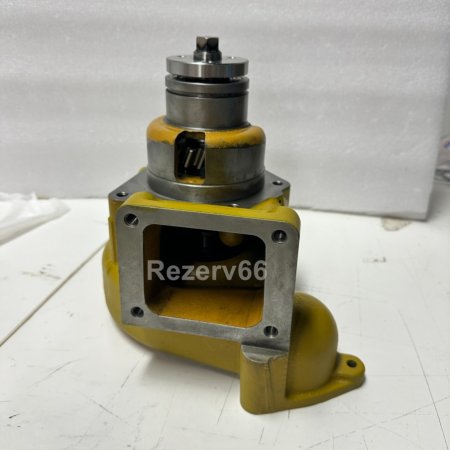 6212-61-1303 Насос водяной KOMATSU