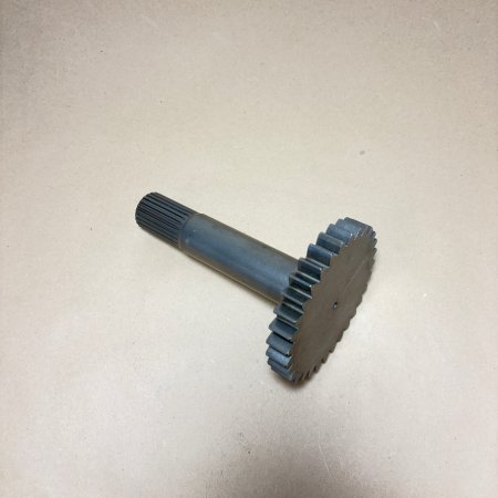 2047928 Вал редуктора хода Hitachi