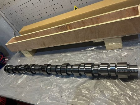 Вал распределительный без шестерни (KTA19) 3066877