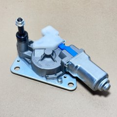 YA00010377 Мотор стеклоочистителя Hitachi