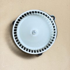4658943 Мотор отопителя Hitachi