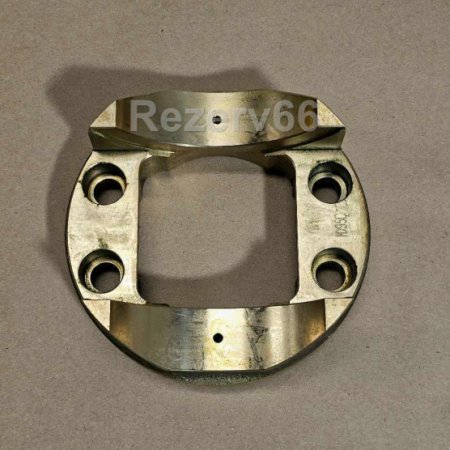 708-2L-04061 Суппорт гидронасоса KOMATSU HPV95