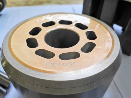 Гидронасос основной Volvo 14641331