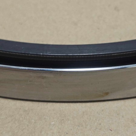 4430715 Сальник редуктора поворота Hitachi