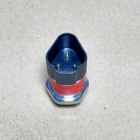 31Q4-40820 Датчик давления Hyundai