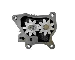 8943904143 Насос масляный Hitachi