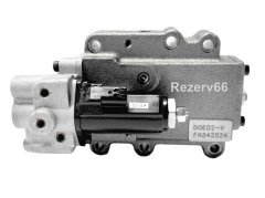 4658831 Регулятор гидронасоса Hitachi ZX450-3