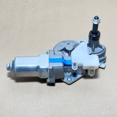 4650570 Мотор стеклоочистителя Hitachi