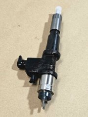 8976034152, 8981675560, 8981675561 Форсунка 6WG1 Hitachi ZX450-3