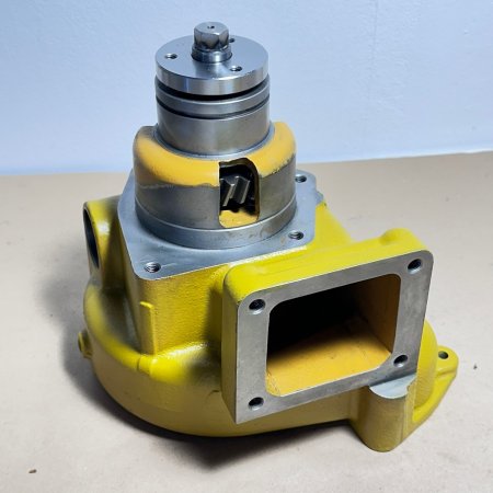 6212-61-1305 Насос водяной Komatsu